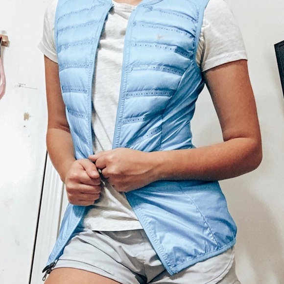 nike puffer vest - Picture 2 of 5